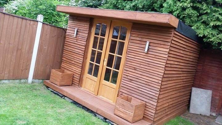 Tiny Pallet House Or Cabin DIY Tutorial Easy Pallet Ideas tiny-pallet-house-or-cabin-diy-tutorial-easy-pallet-ideas