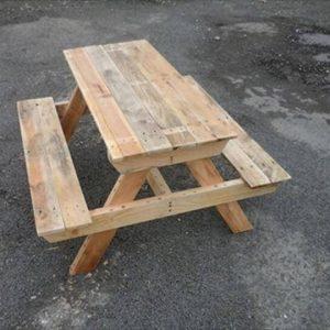 recycled pallet picnic table