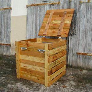 reclaimed pallet storage chest