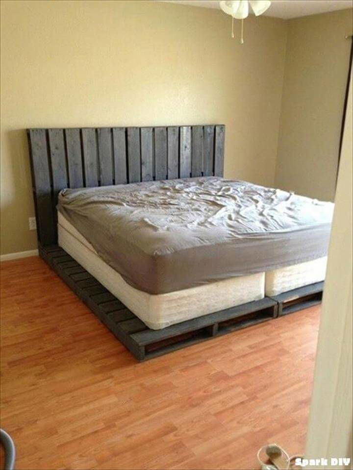 simple yet elegant pallet platform bed