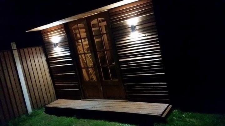 handmade wooden pallet outdoor cabin