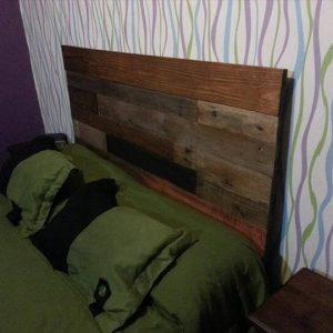 upcycled pallet headboard