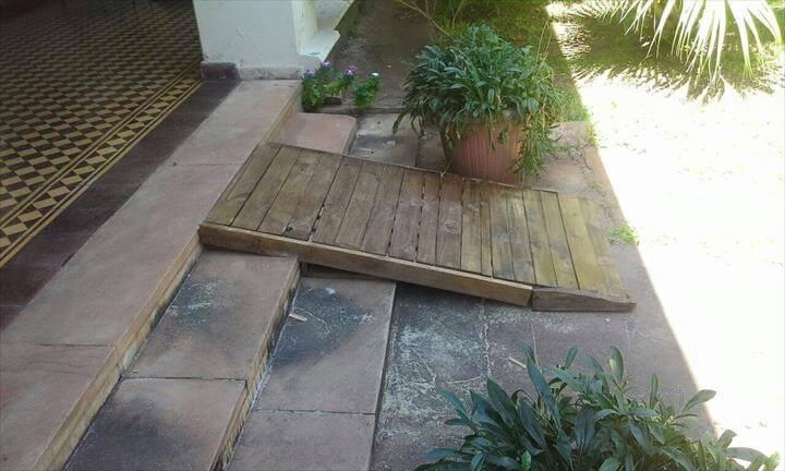 upcycled pallet wooden ramp