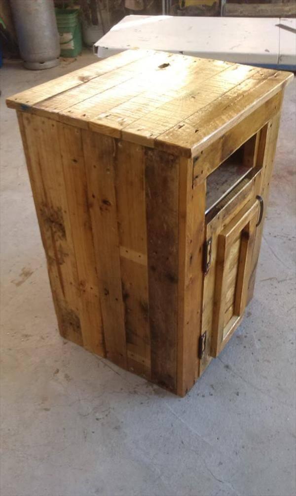 pallet nightstand and side table