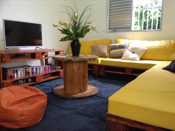 handmade whole pallet sectional sofa with yellow foam cushion