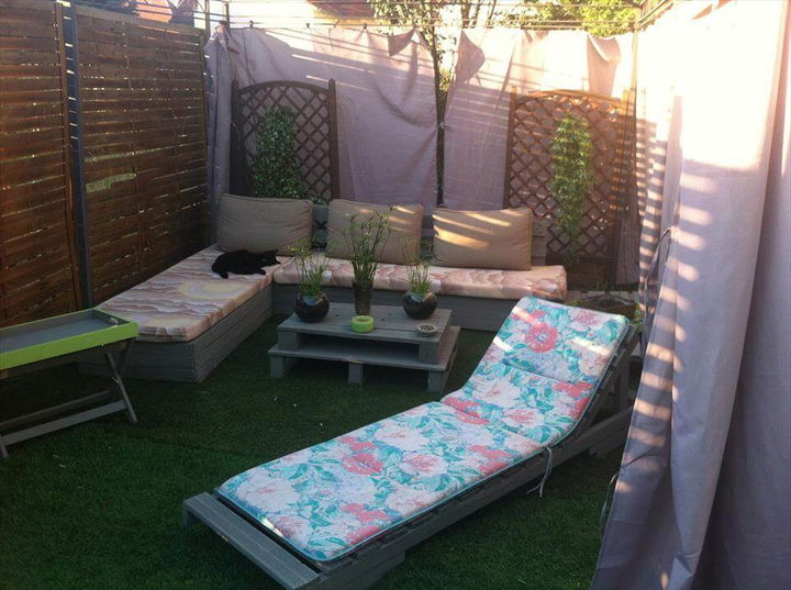 DIY-Pallet-Garden-and-Patio-Furniture-Set---Easy-Pallet-Ideas