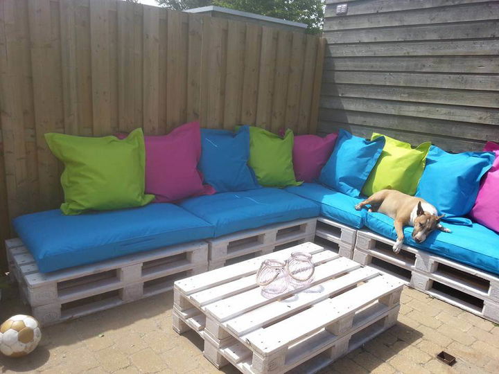 Diy Pallet Patio Sectional Couch Easy Pallet Ideas