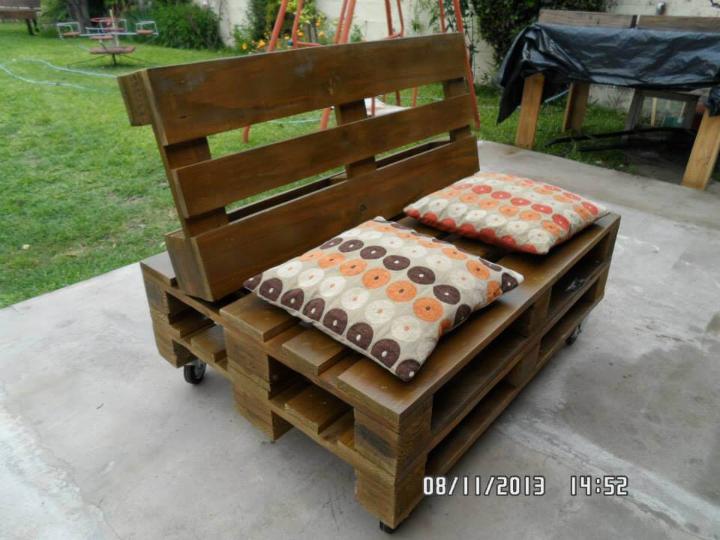 upcycled pallet cushioned 2 seater