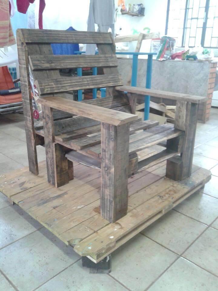 rustic pallet chair