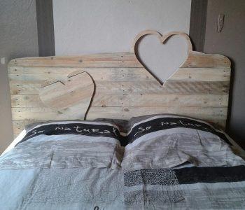 handmade wooden pallet love heart headboard
