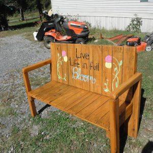 recycled pallet personalized bench