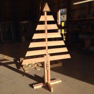 20 DIY Pallet Tree to Inspire Your Home - Page 4 of 4 - Easy Pallet Ideas