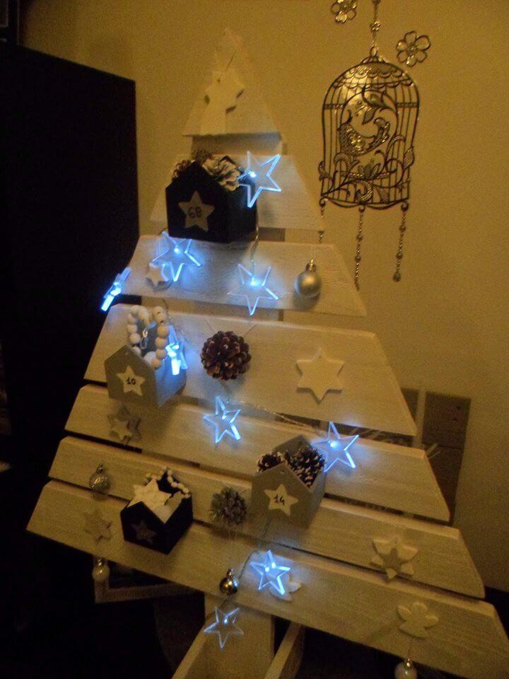 wooden pallet white painted tree with lighted stars