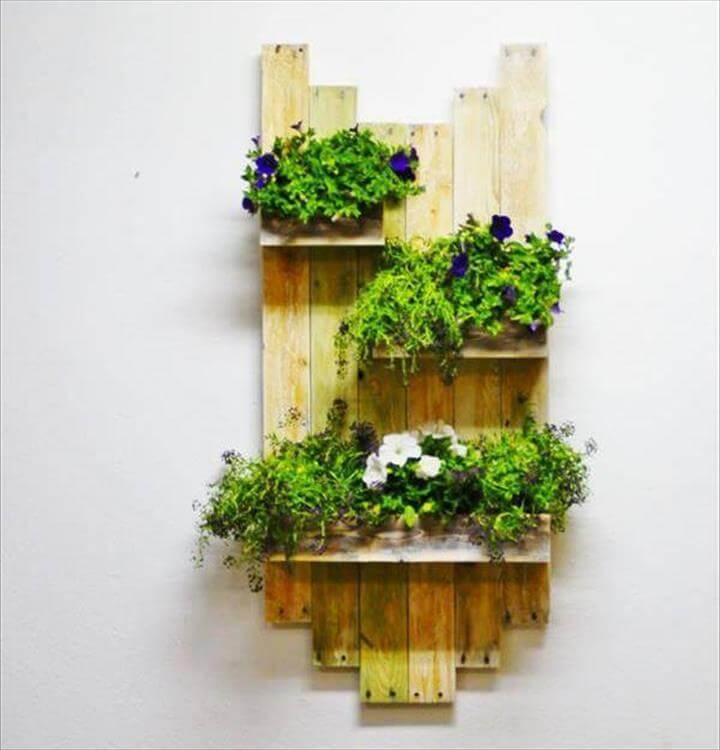 pallet- wall hanging planter