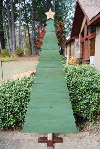 20 Diy Pallet Tree To Inspire Your Home - Page 2 Of 4 - Easy Pallet Ideas