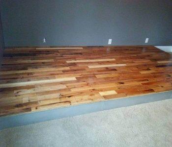 Recycled pallet wooden floor