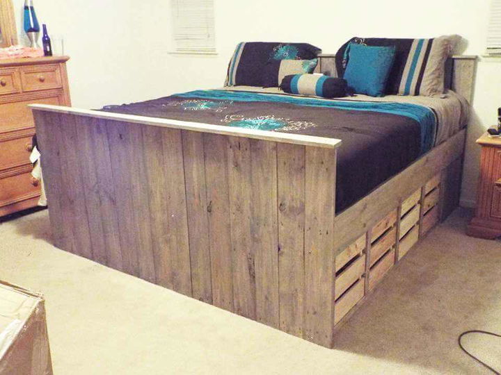 solid pallet bed