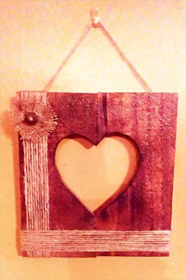 pallet love wall sign