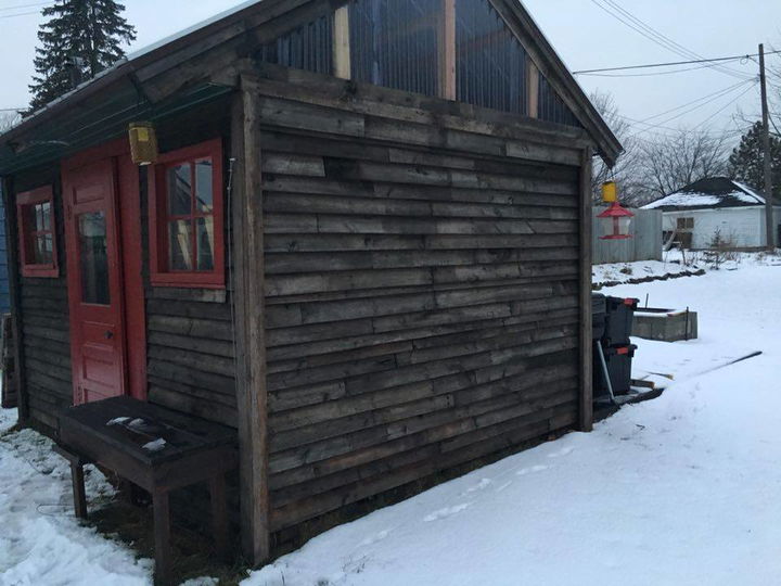 Make Your Own Pallet Shed or Pallet Cabin - Easy Pallet Ideas