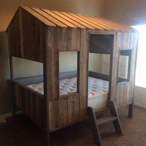 diy pallet play house and bed for kids