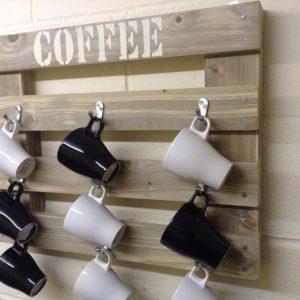 Wooden pallet coffee mug holder