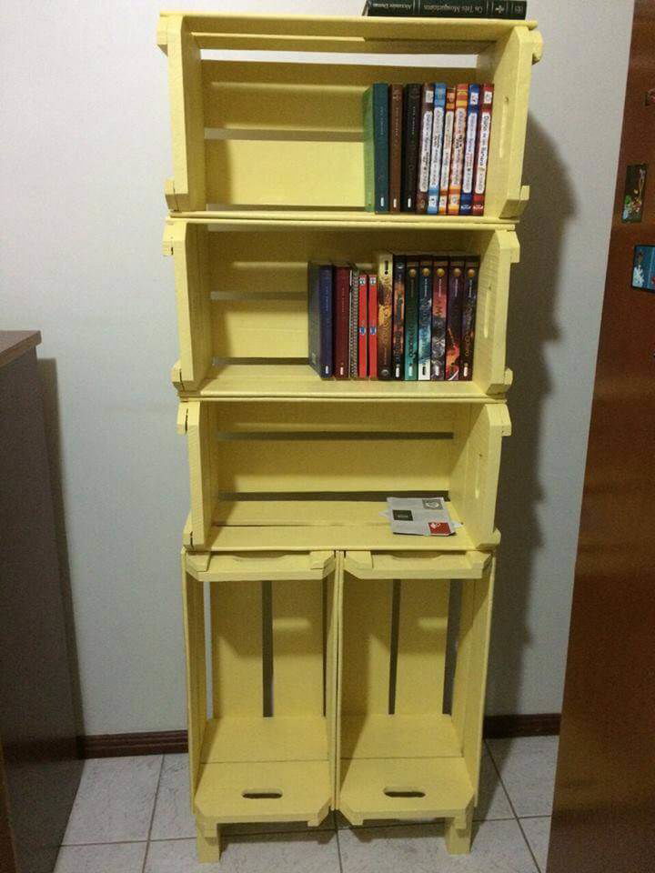 recycled pallet crate bookshelf