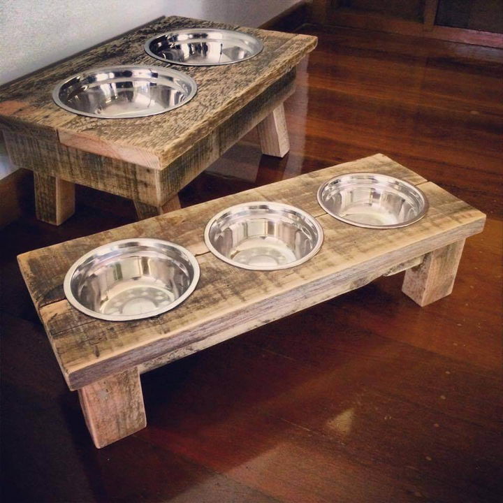 diy pallet dog bowl stand