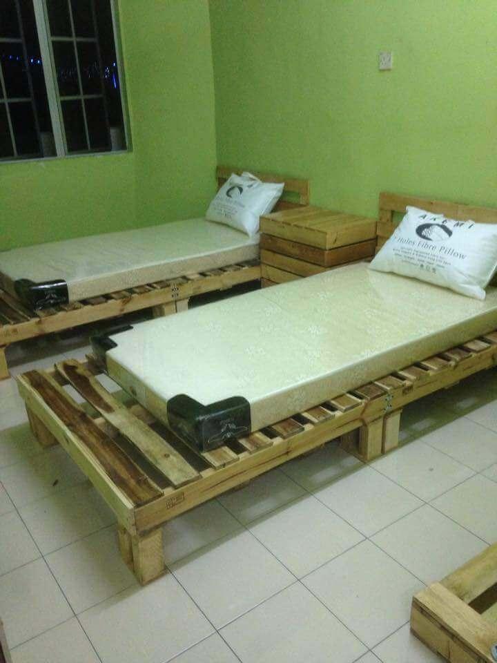 wooden pallet beds