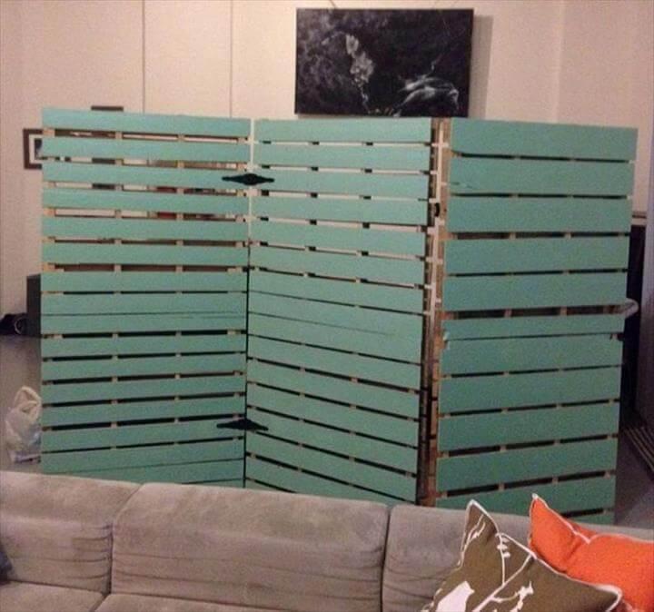 handmade wooden pallet room divider