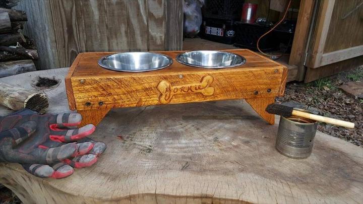wooden pallet dog bowl stand