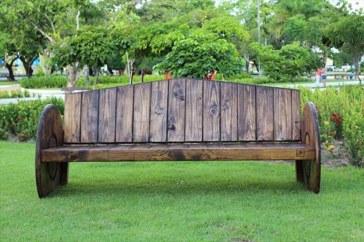 sturdy pallet and spool wheel bench