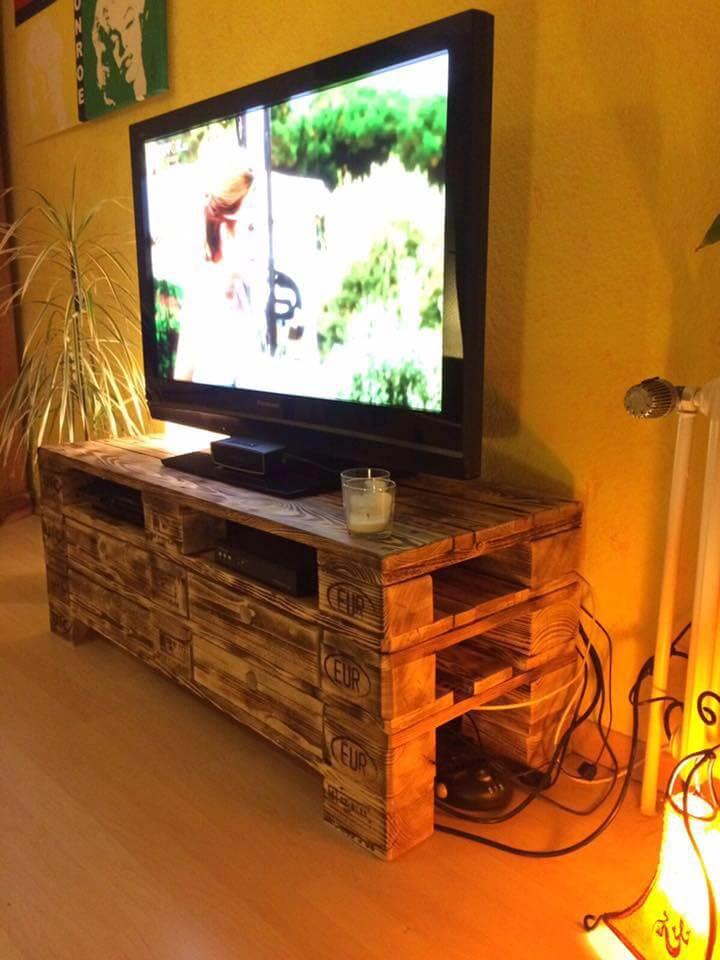 handmade pallet TV console