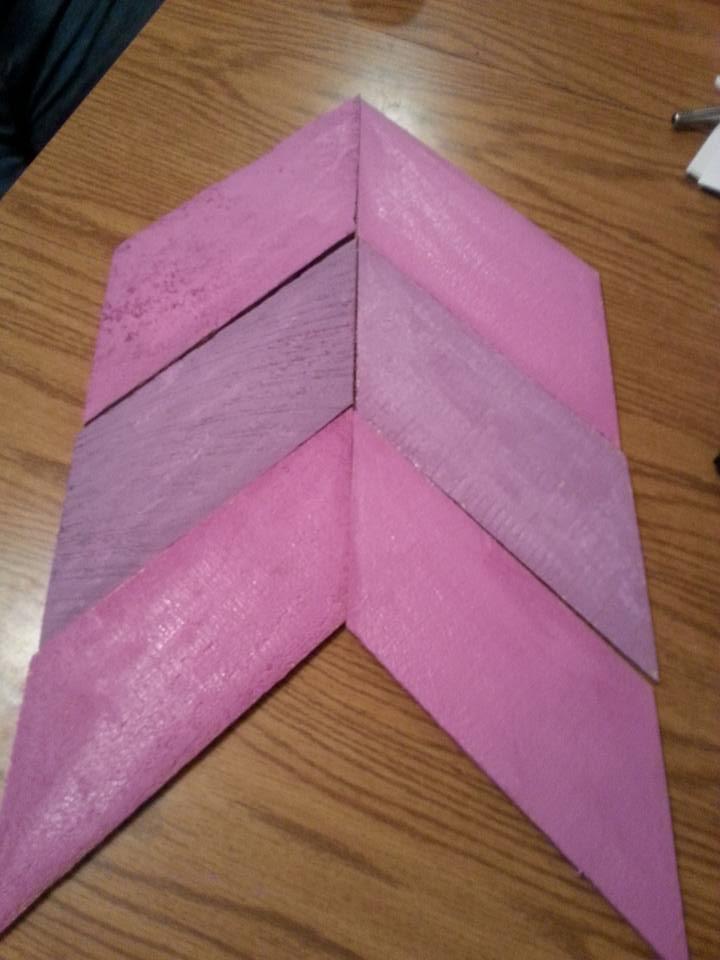 pink painted pallet arrow signs