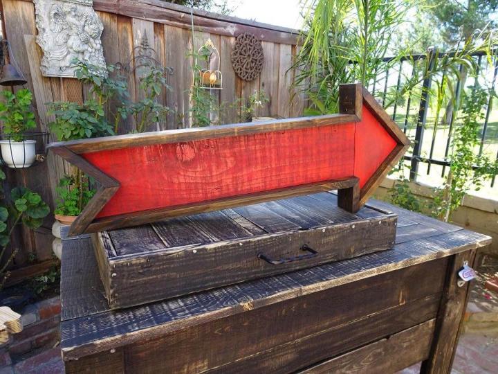 handcrafted pallet arrow