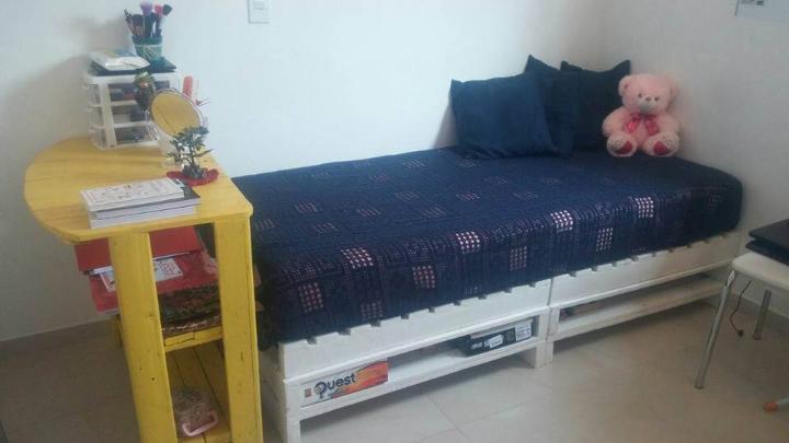 wooden pallet toddler bed and study desk