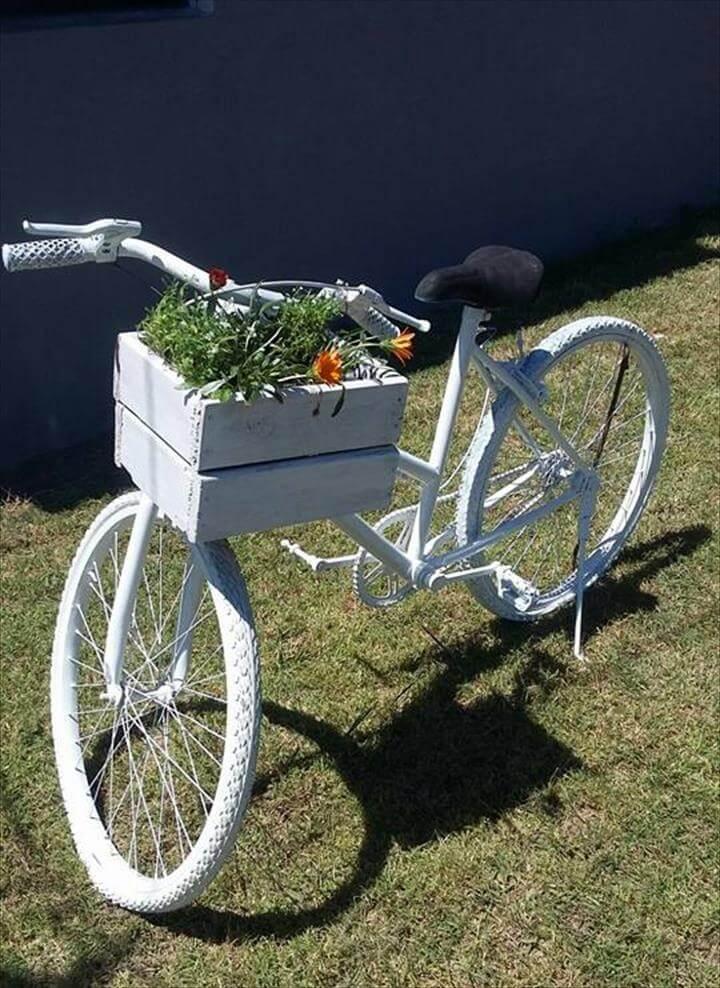 diy pallet bicycle basket planter
