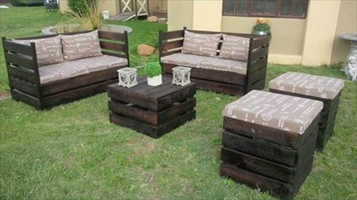 low-cost pallet garden or patio sitting set