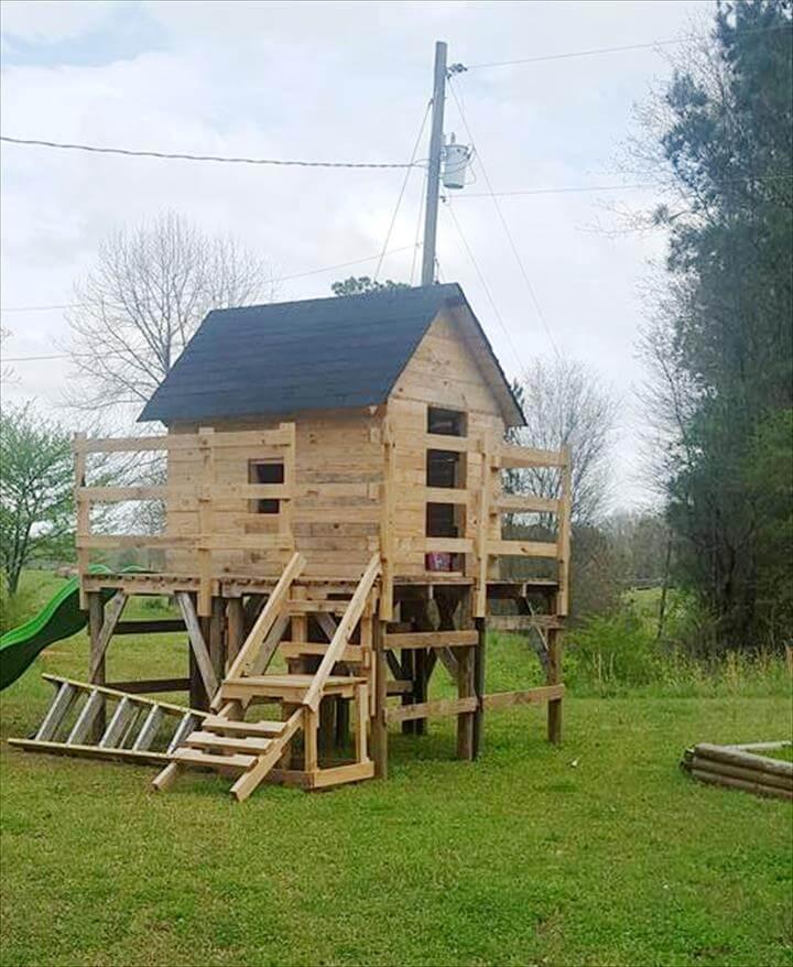 no-cost pallet kids playhouse