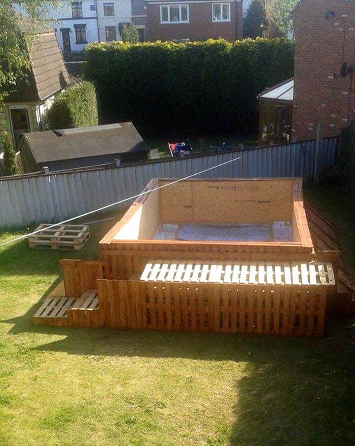 Build a Swimming Pool Out Of 40 Pallets Easy Pallet Ideas