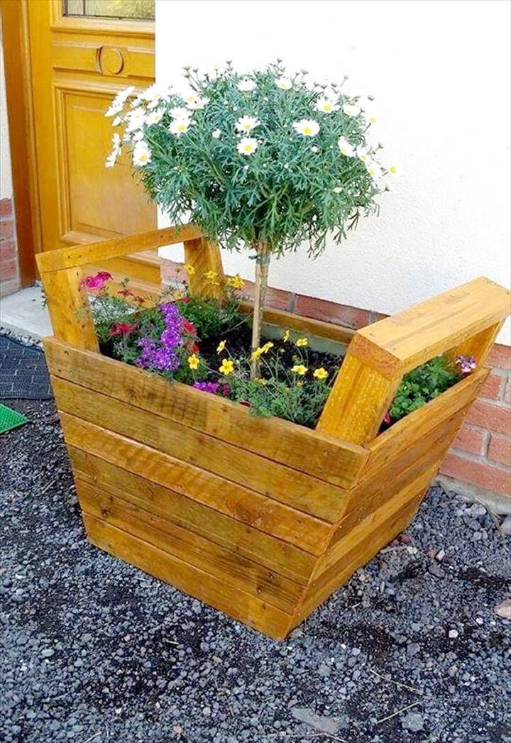 upcycled wooden pallet planter with handles