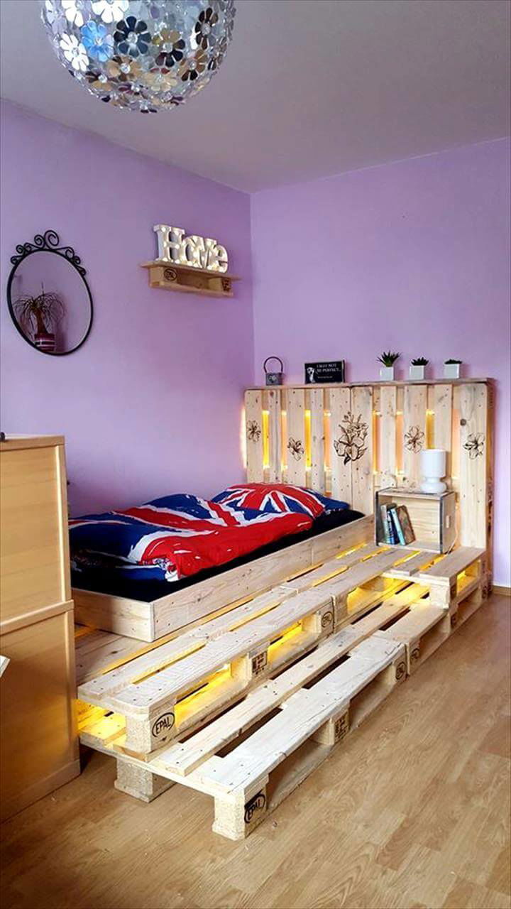 Diy pallet deals bed with lights