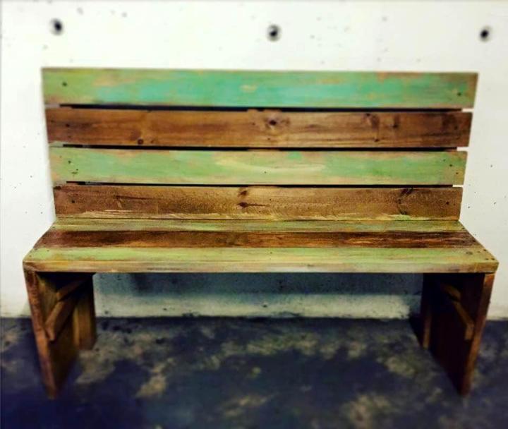 Rustic pallet bench