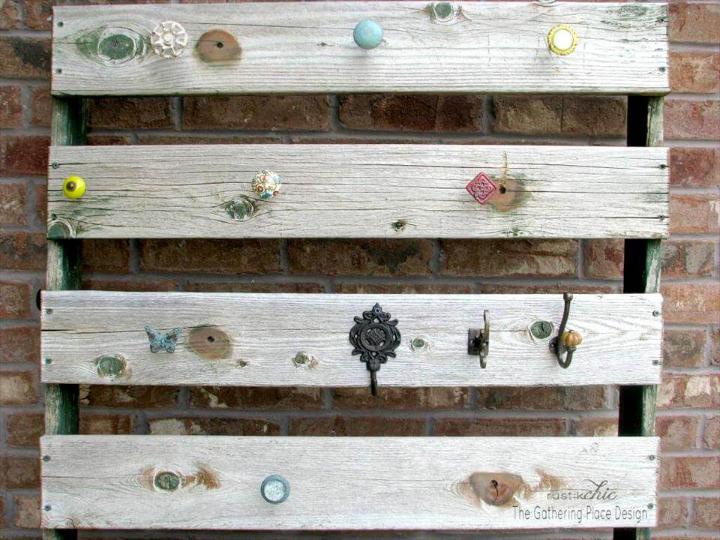 wooden pallet wall hooks