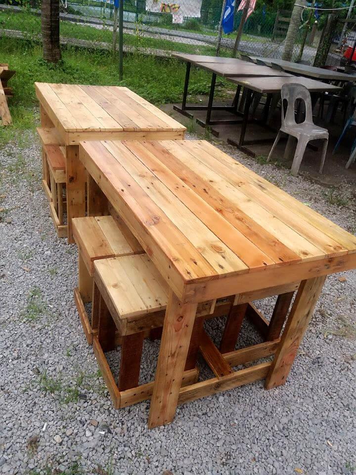 recycled pallet outdoor dining or beverage party sets