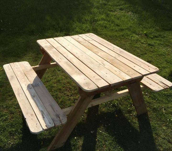 wooden pallet picnic table