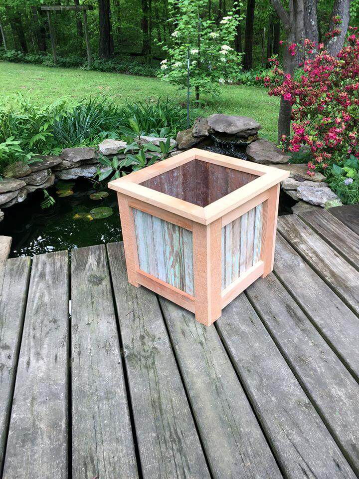 Pallet wood planter box information