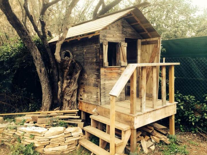upcycled wooden pallet kids playhouse