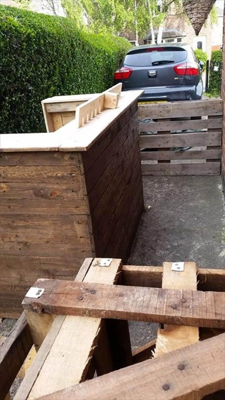 handcrafted wooden pallet bar