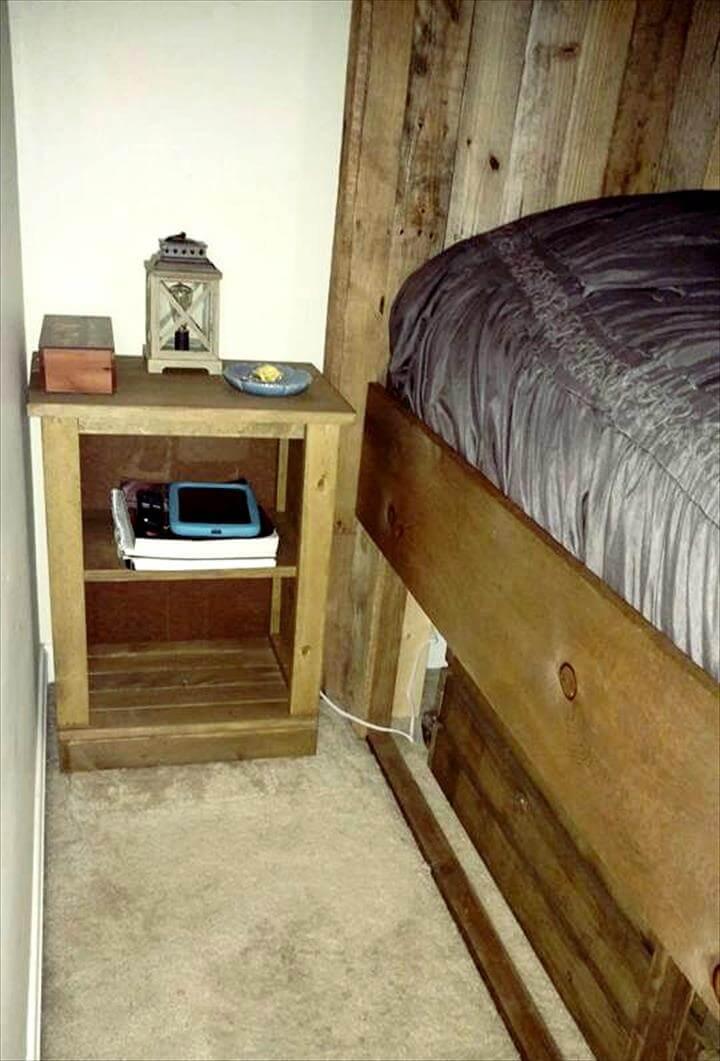 pallet bed with side table