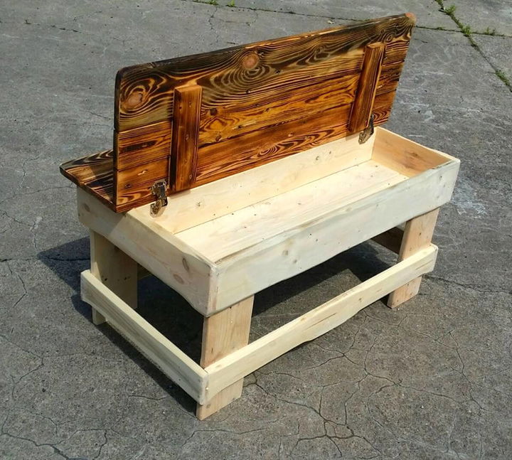 Pallet Coffee Table with Top Storage Space - Easy Pallet Ideas